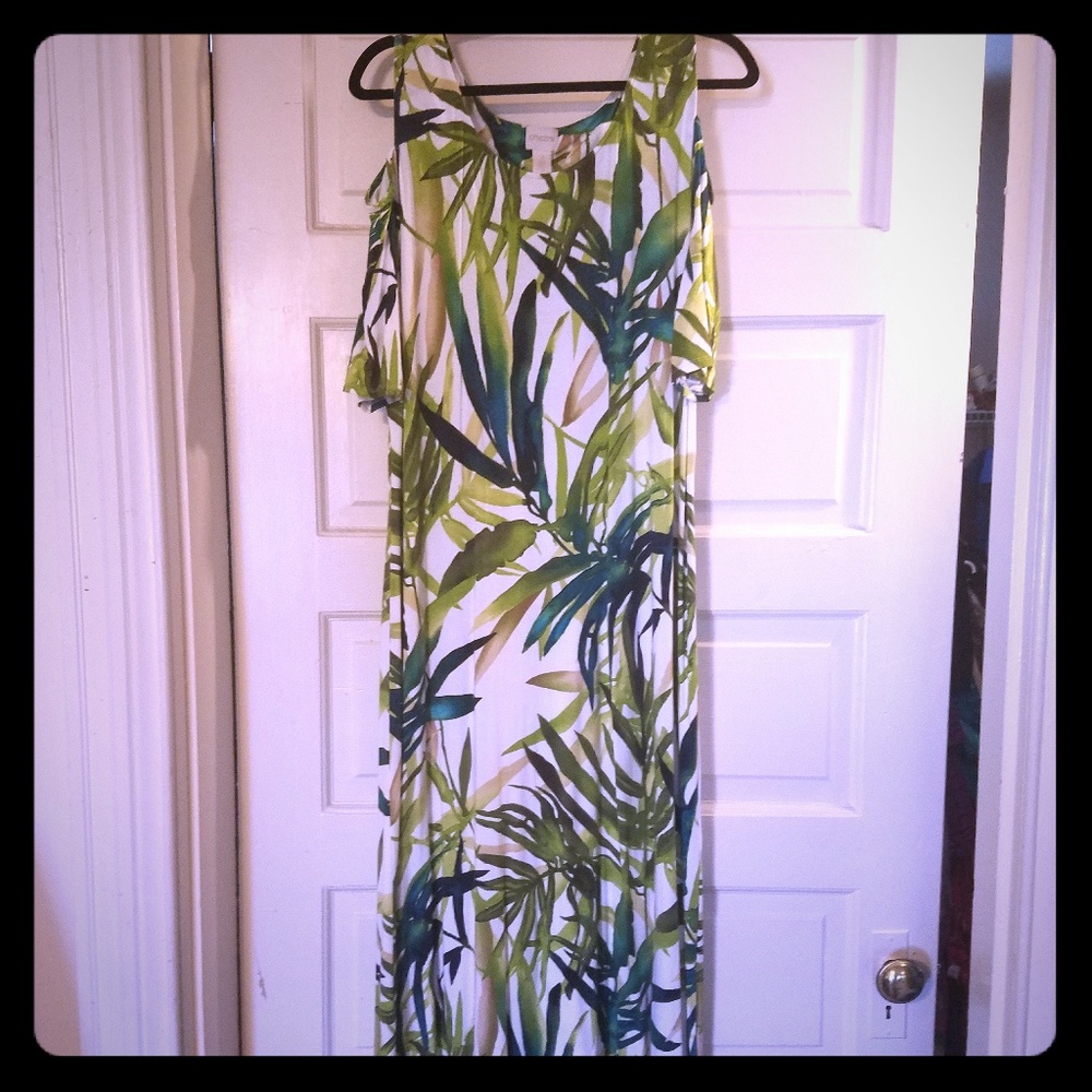 Chico's fern leaf cold shoulder maxi dress